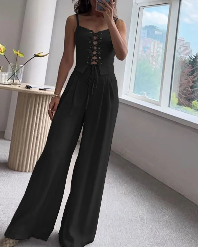Çapraz Bağcıklı Üst ve Pantolon İki Parçalı Set