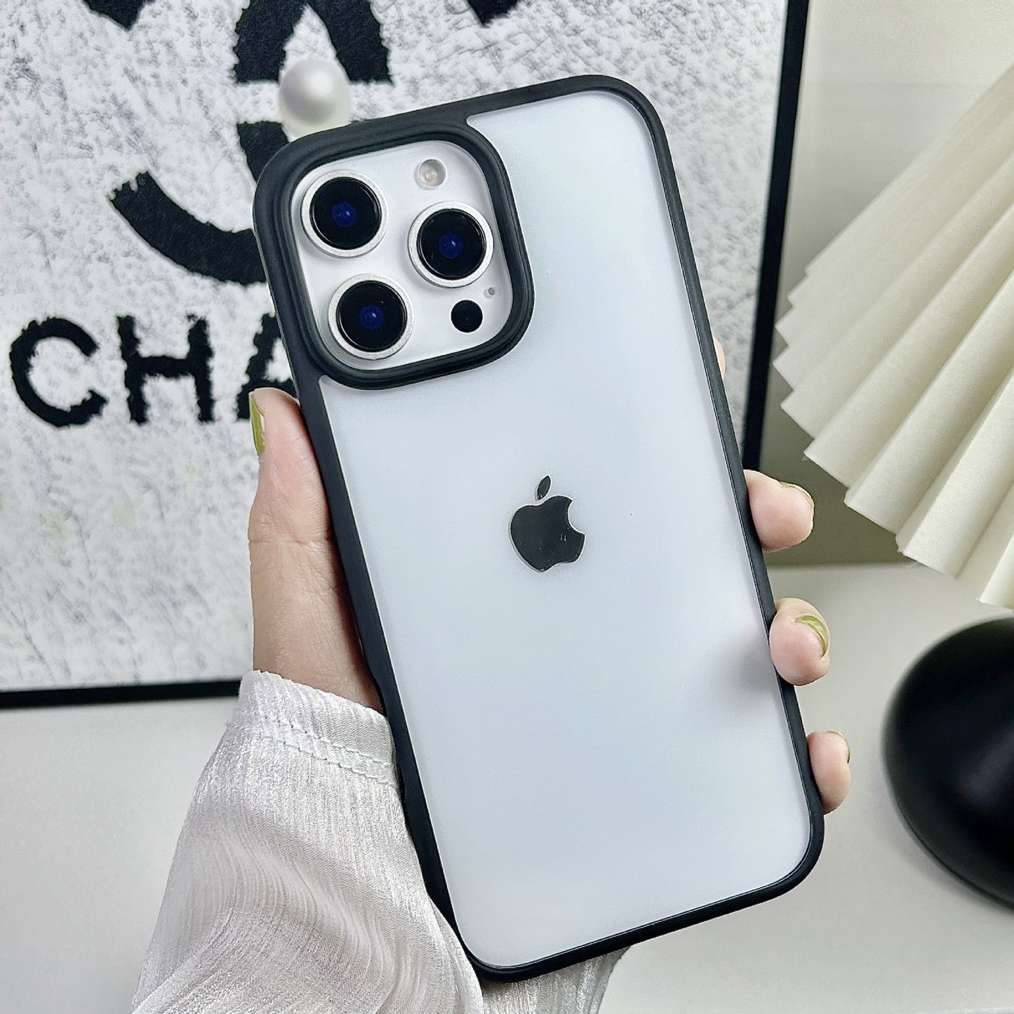 Şeffaf Akrilik Sade & Magsafe Telefon Kılıfları