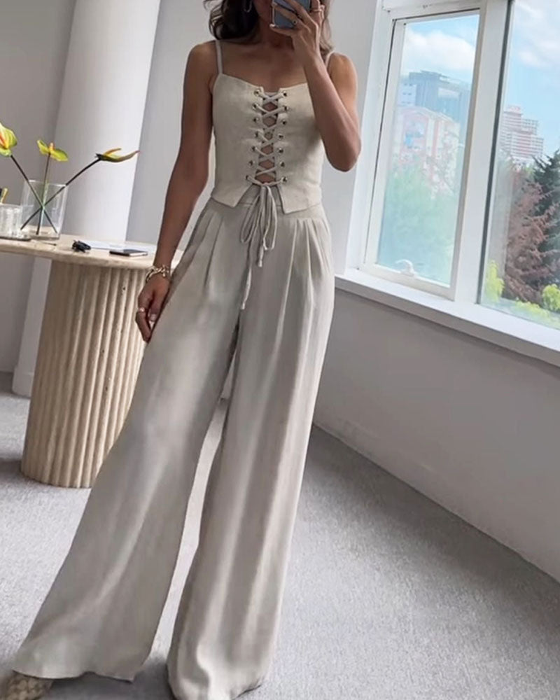Çapraz Bağcıklı Üst ve Pantolon İki Parçalı Set