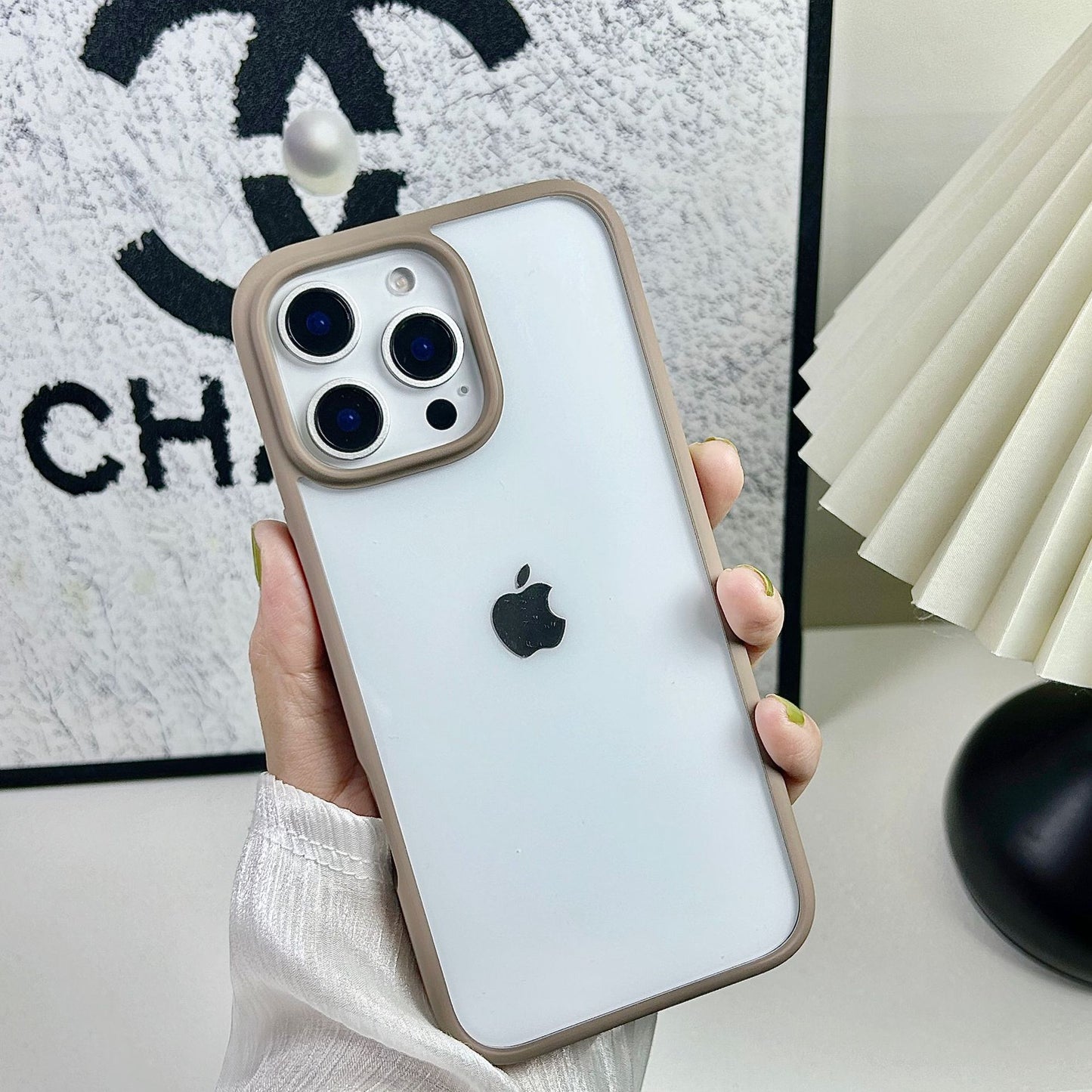 Şeffaf Akrilik Sade & Magsafe Telefon Kılıfları