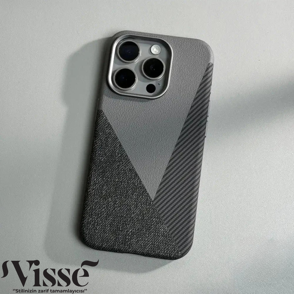 Darbeye Dayanıklı Koruma Sağlayan Deri ve Karbon iPhone Kılıfı