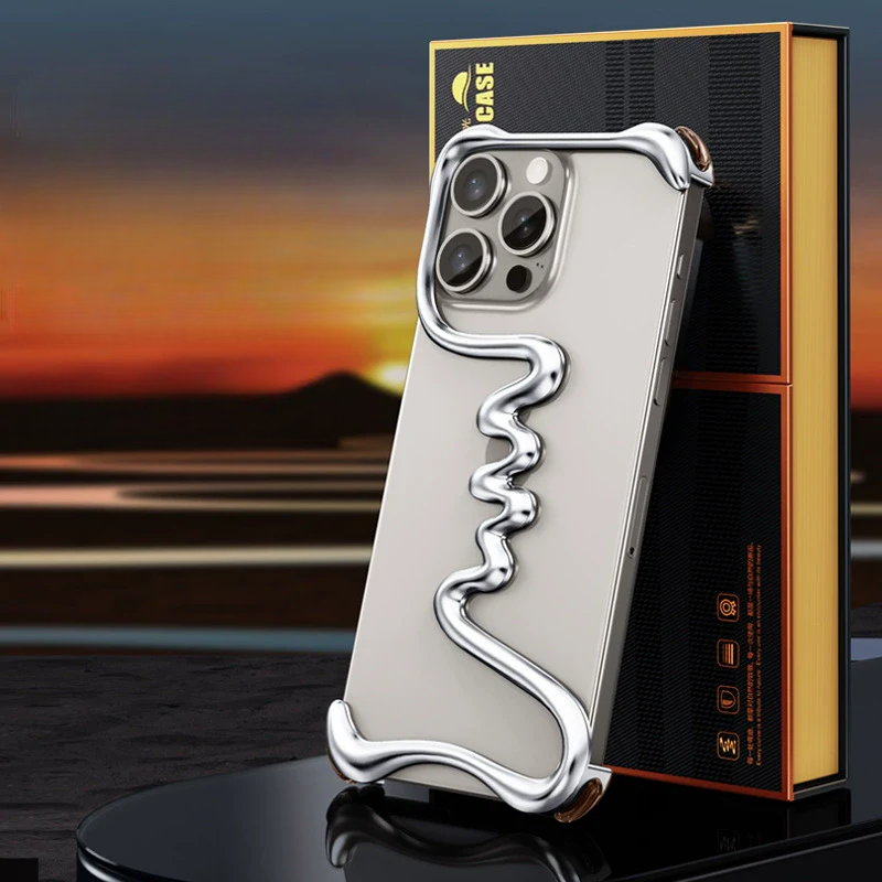 Yılan Dış İskeletli iPhone Kılıfı