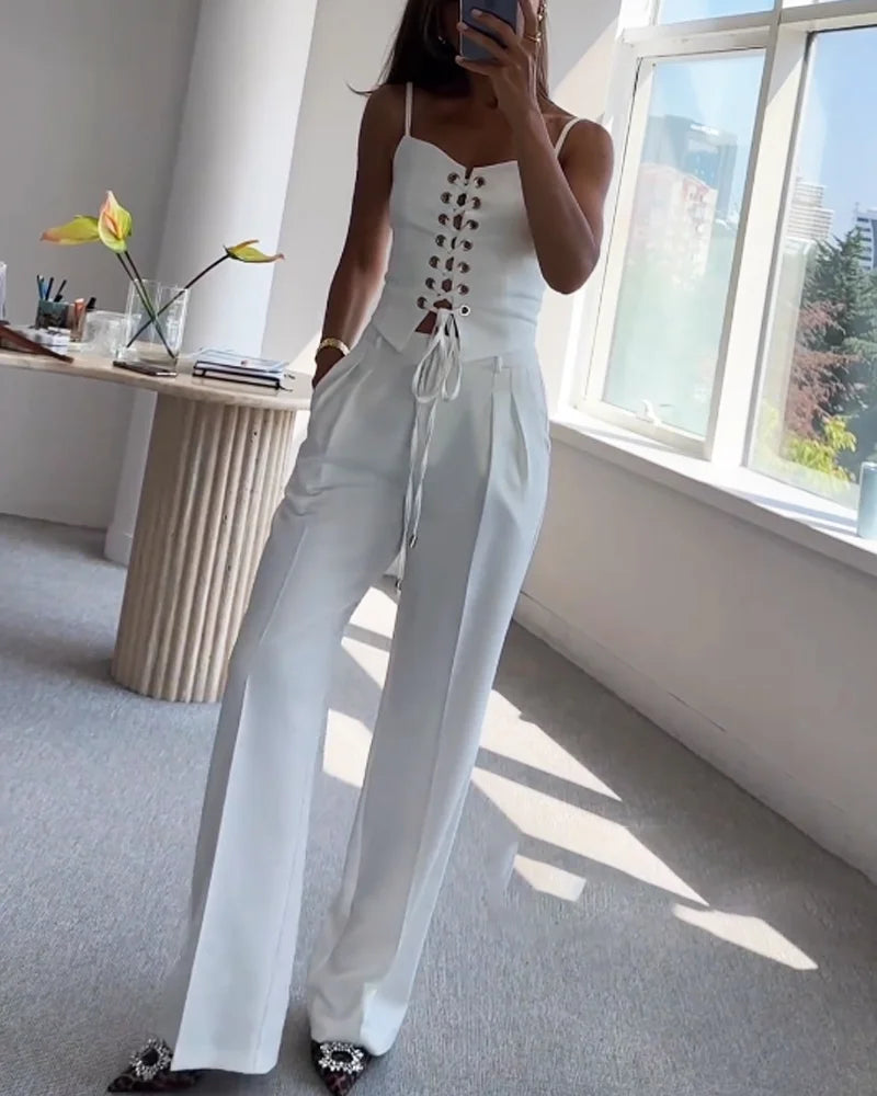 Çapraz Bağcıklı Üst ve Pantolon İki Parçalı Set