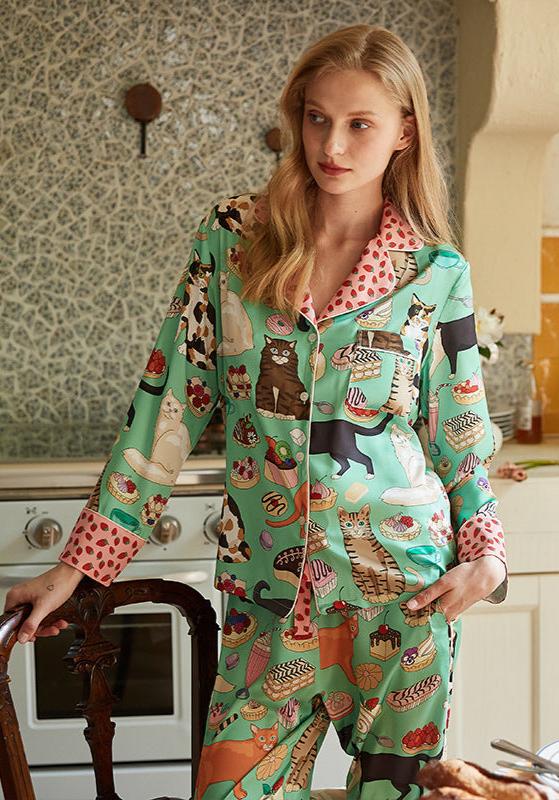Renkli Kedi Sevimli Pijama Takımı