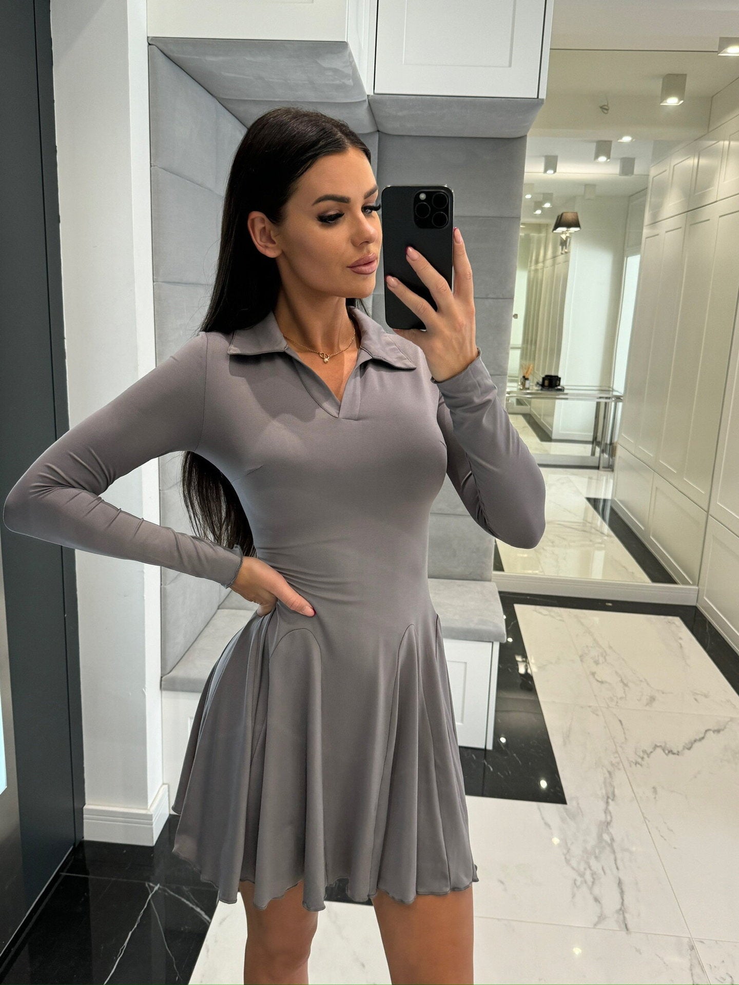 Uzun Kol Açık Yaka Tenis Elbisesi