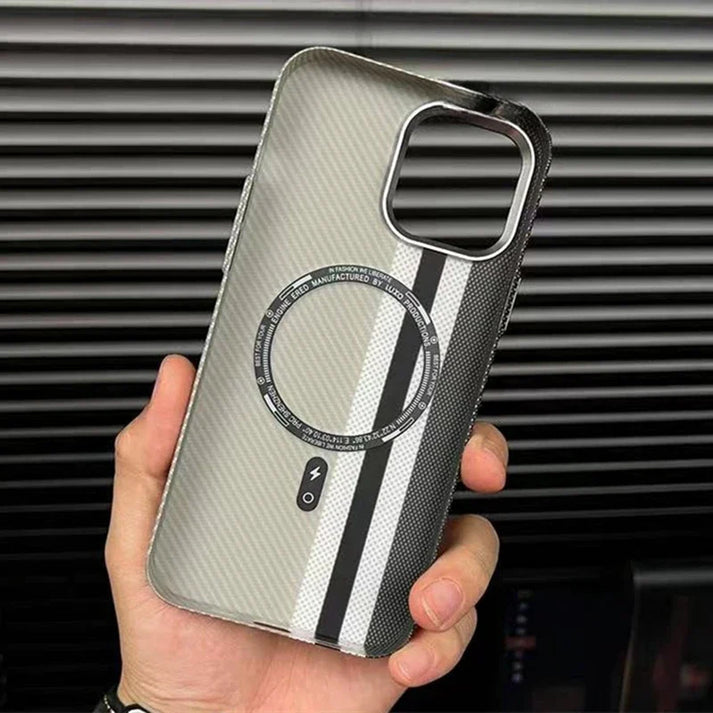 Karbon Fiber MagSafeli Telefon Kılıfı