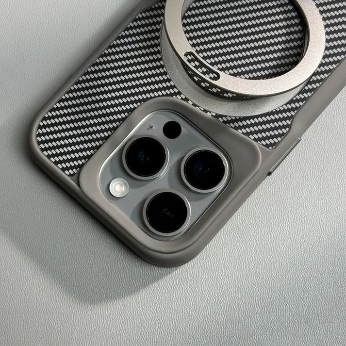 Nano Karbon Premium Tasarımlı ve MagSafe Şarj Destekli iPhone Kılıfı
