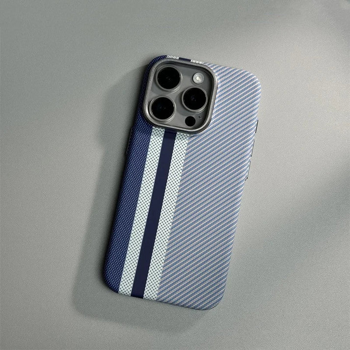 Karbon Fiber MagSafeli Telefon Kılıfı