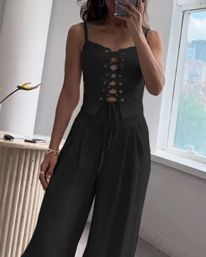 Çapraz Bağcıklı Üst ve Pantolon İki Parçalı Set